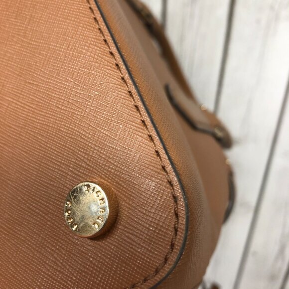 Michael Kors Saffiano Leather Medium Satchel EUC  ** - Picture 11 of 11